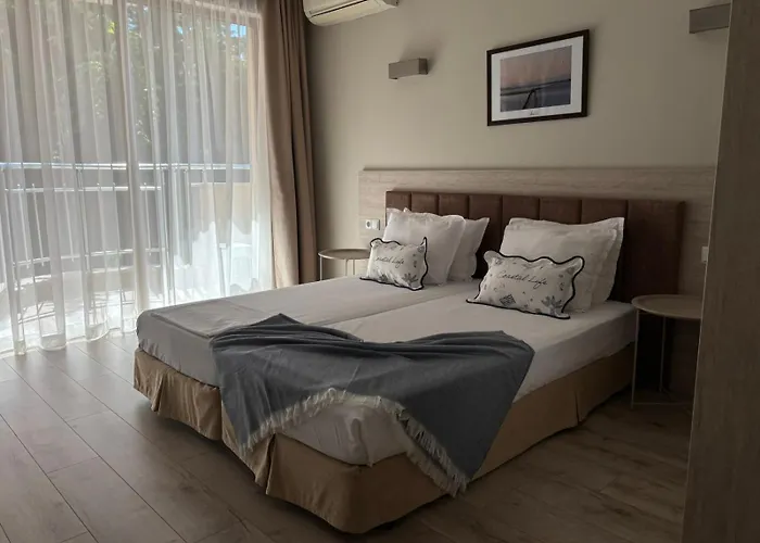 Coral Hotel